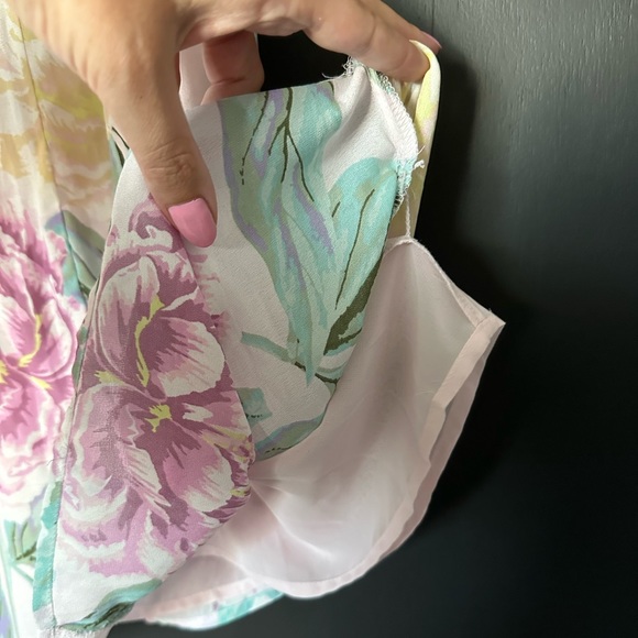 Forever 21 Floral Halterneck Dress - Size Small - Picture 3 of 7